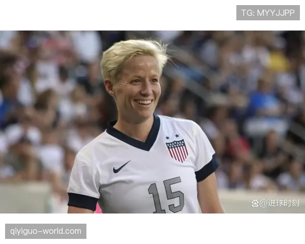 梅根拉皮诺这工资条比我家年终奖还厚，穿运动鞋的日常到底怎么花钱？