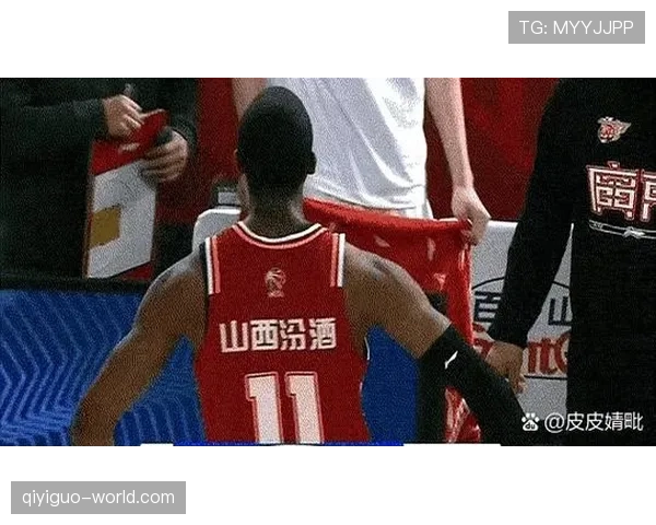 篮球规则中恶意犯规的定义与判定标准是什么？