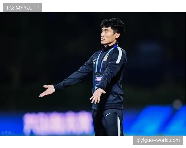 接管中场直塞撕防线郑智本赛季胜过新星 接管中场直塞撕防线郑智本赛季胜过新星